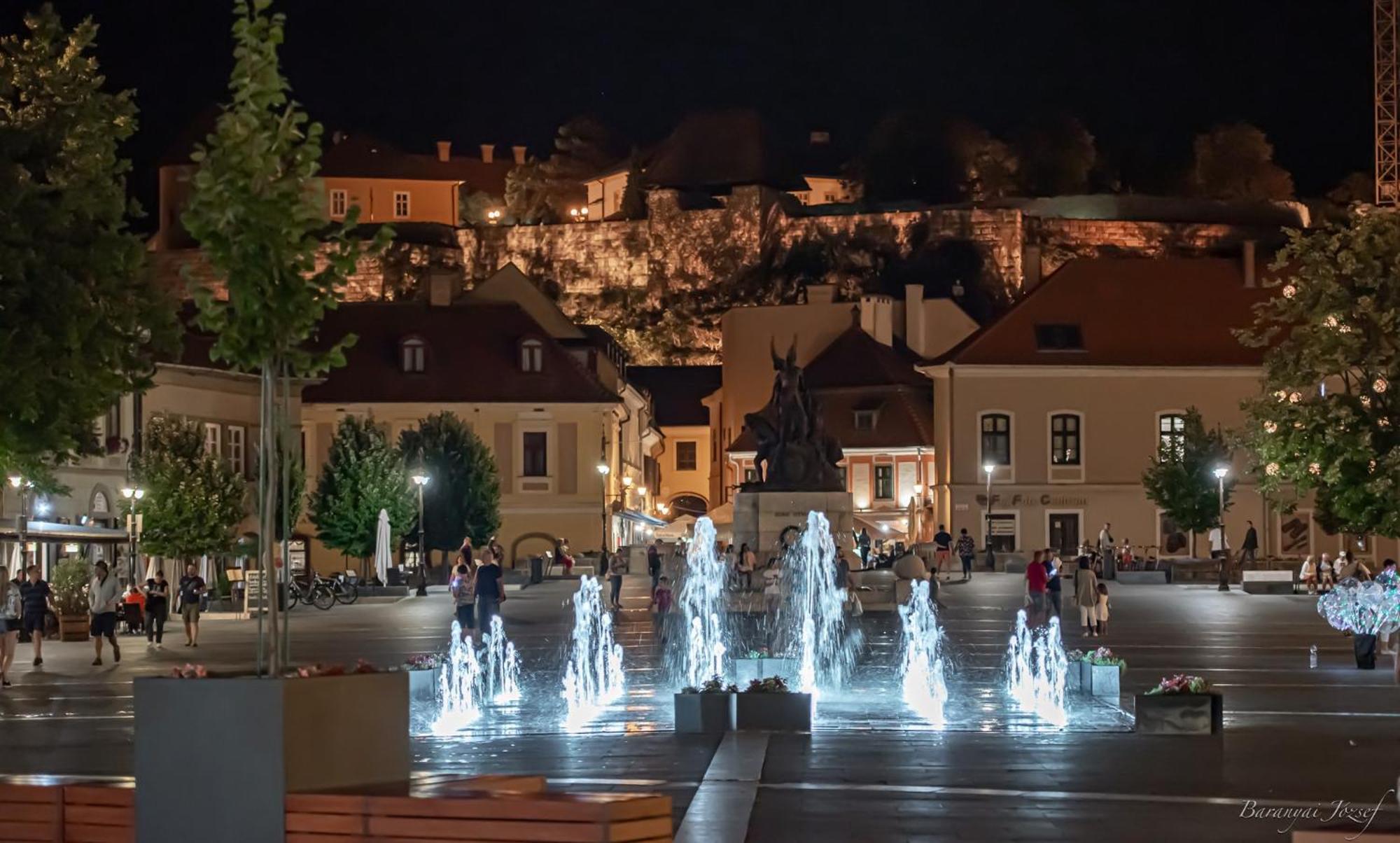 Eger Tower View Apartment Bagian luar foto