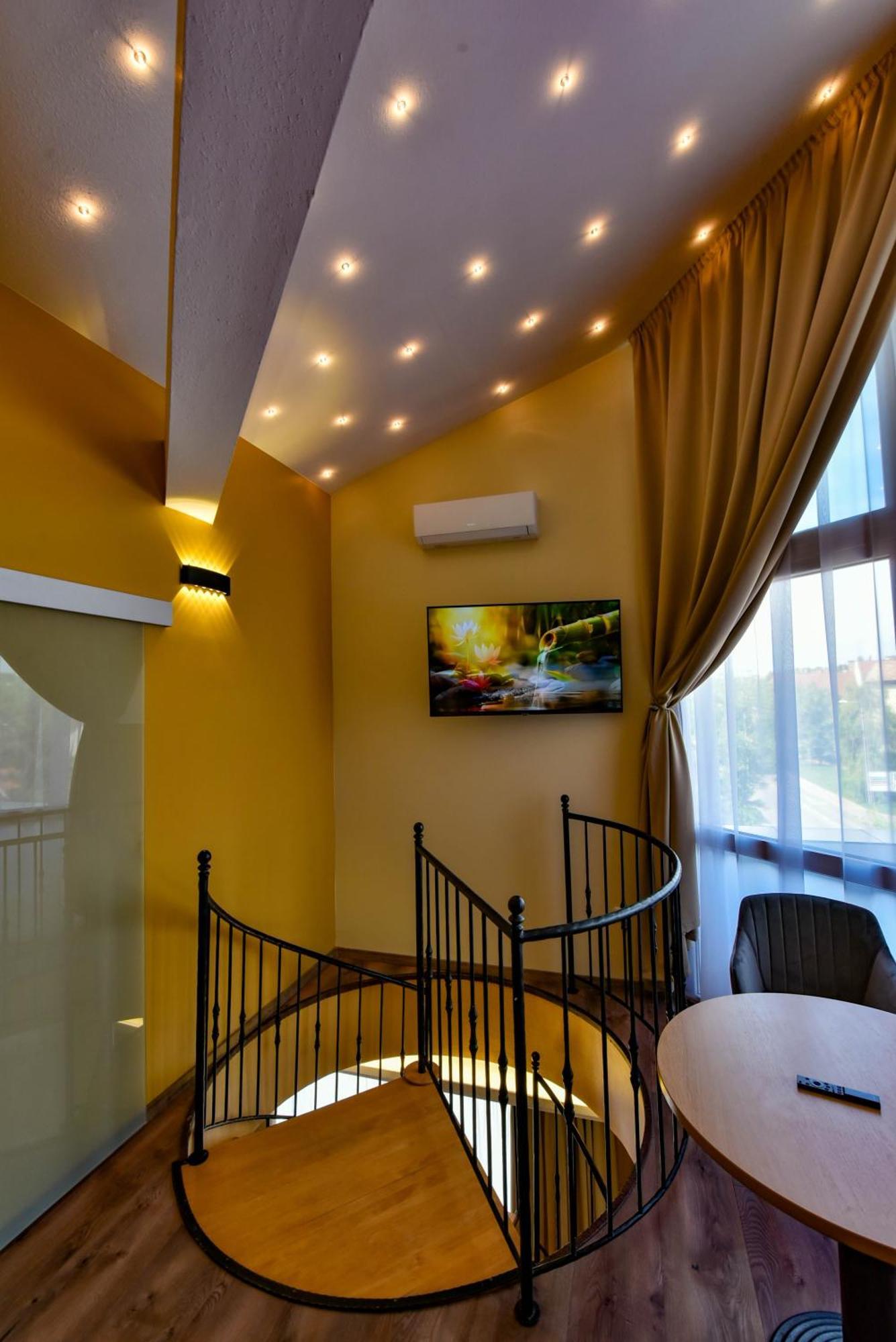 Eger Tower View Apartment Bagian luar foto