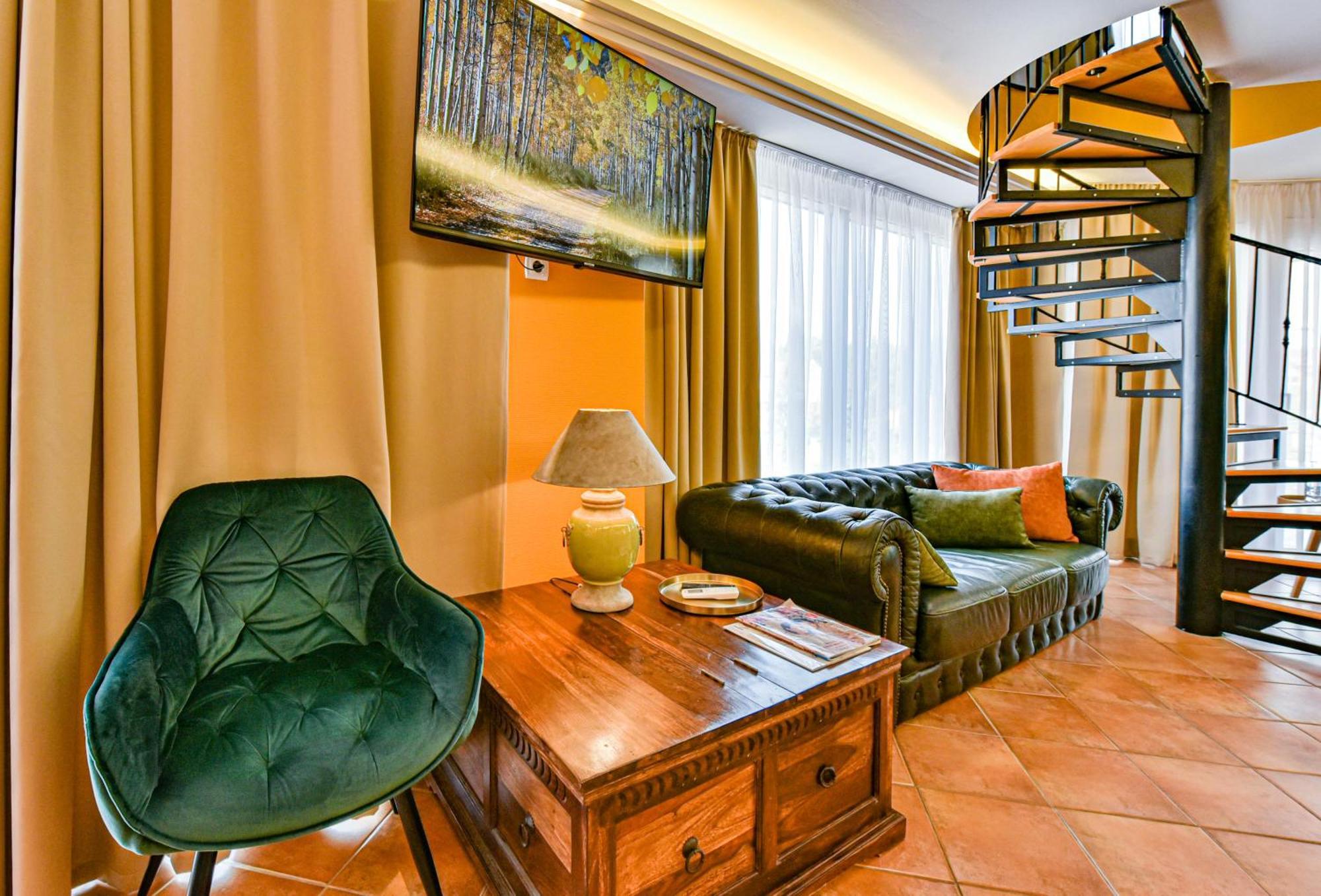 Eger Tower View Apartment Bagian luar foto